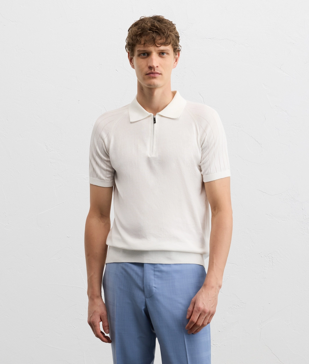 white cotton raglan short sleeved polo shirt — photo 3 of 5