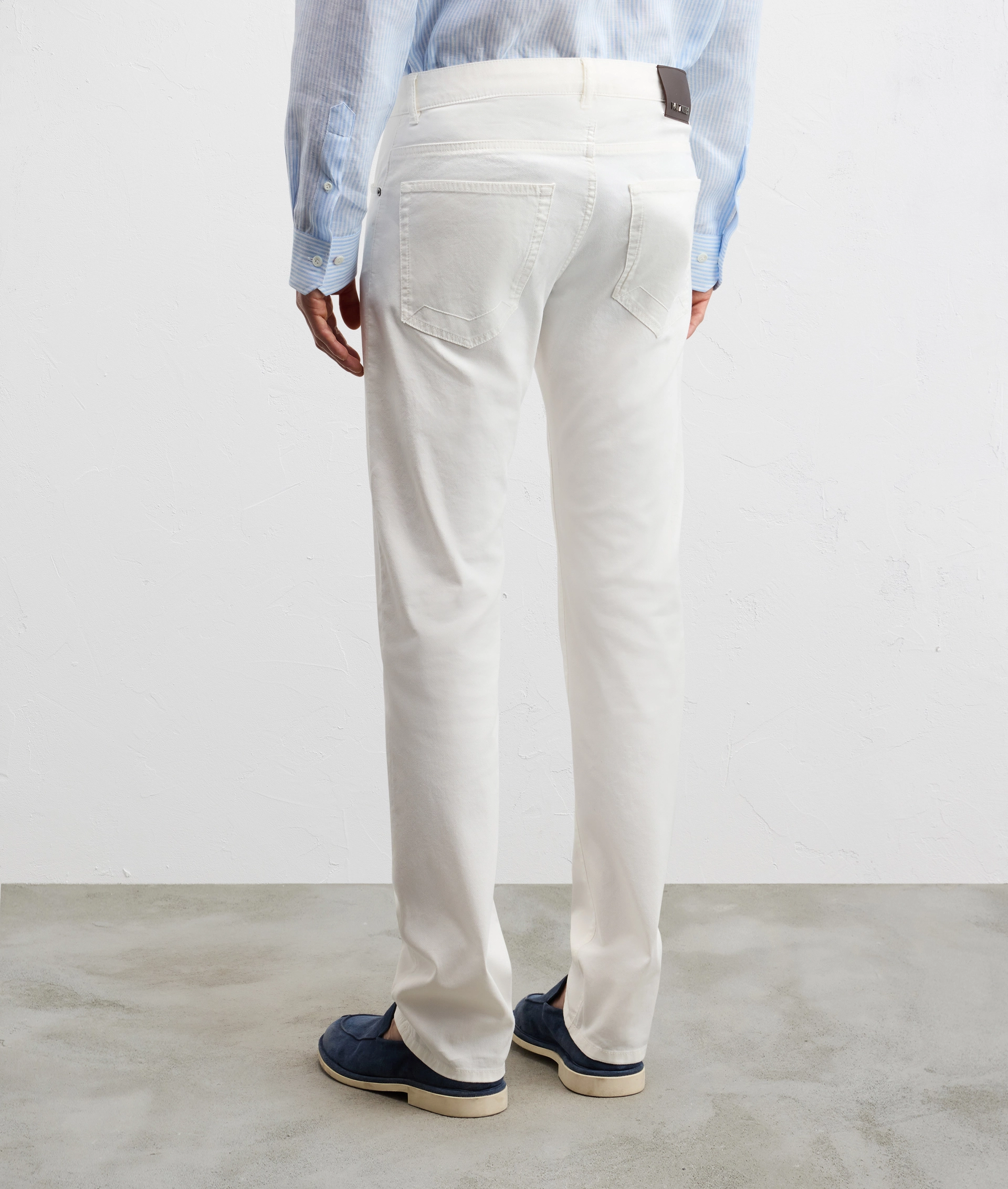 white garment dyed cotton and elastane five pocket trousers with microstructure — photo 4 of 5