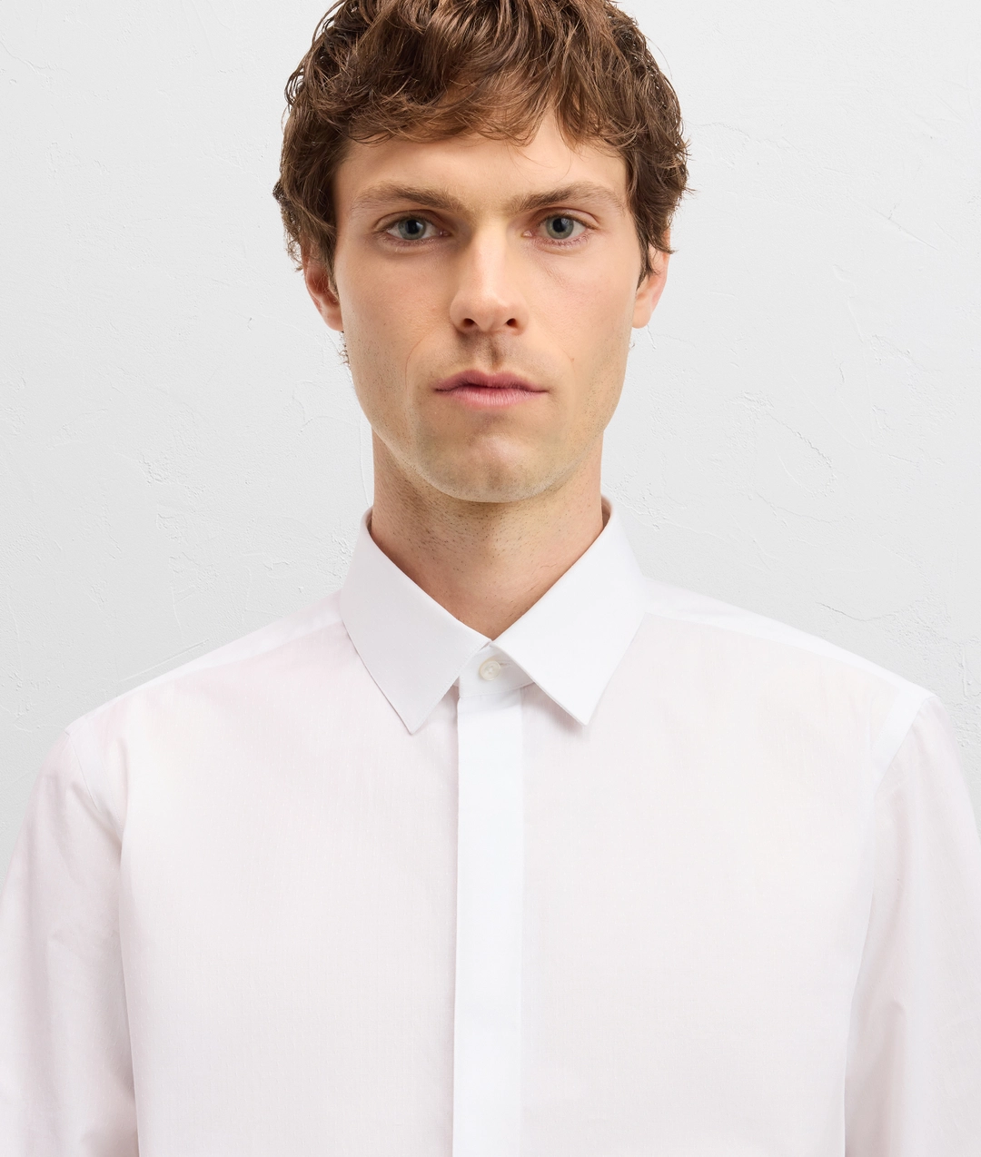 classic white pure cotton shirt with regular collar and covered buttons — photo 5 of 5