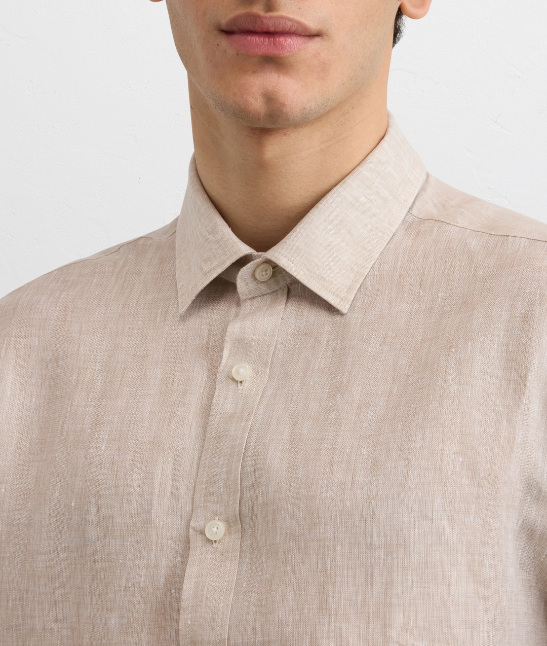 natural colored linen shirt with small bologna collar — photo 5 of 5